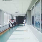 fuente de agua para hospitales