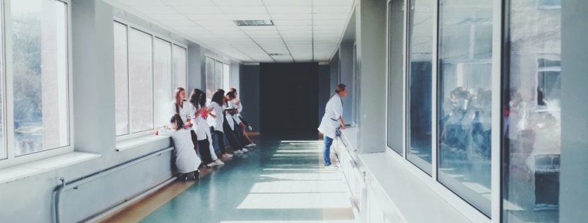 fuente de agua para hospitales